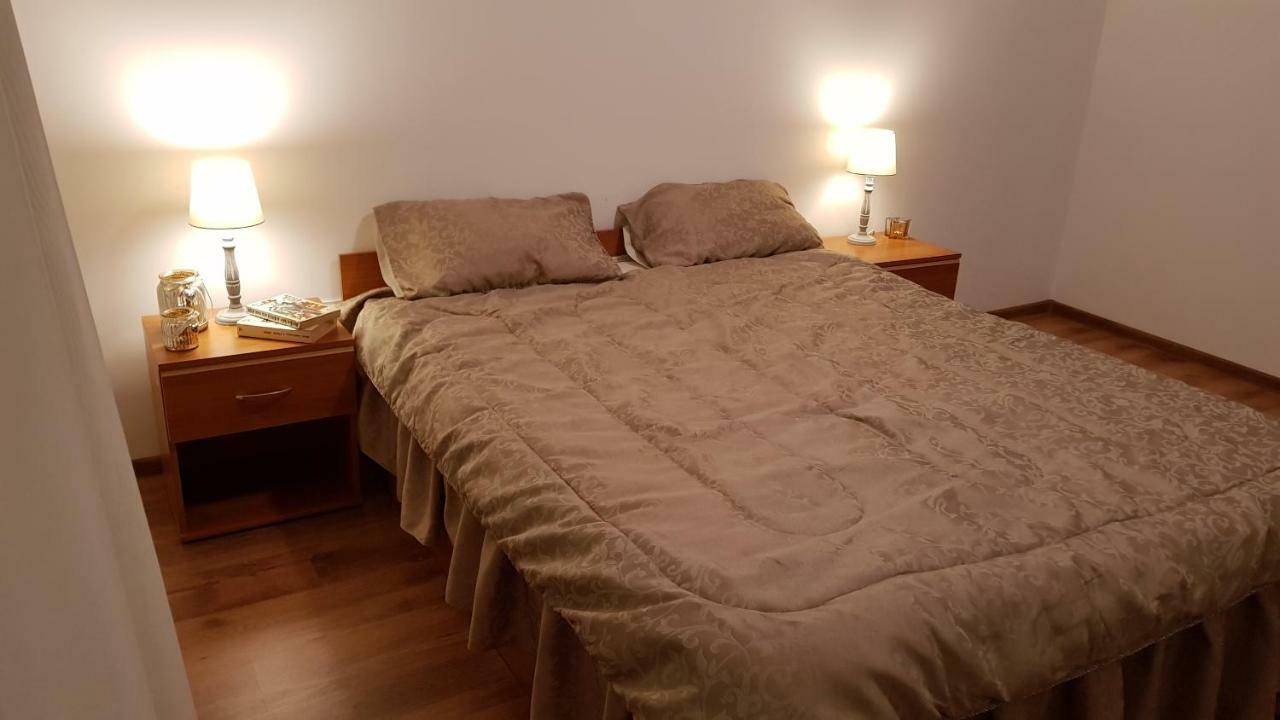 Апартаменты Gloria Apartament Бая-Маре Экстерьер фото